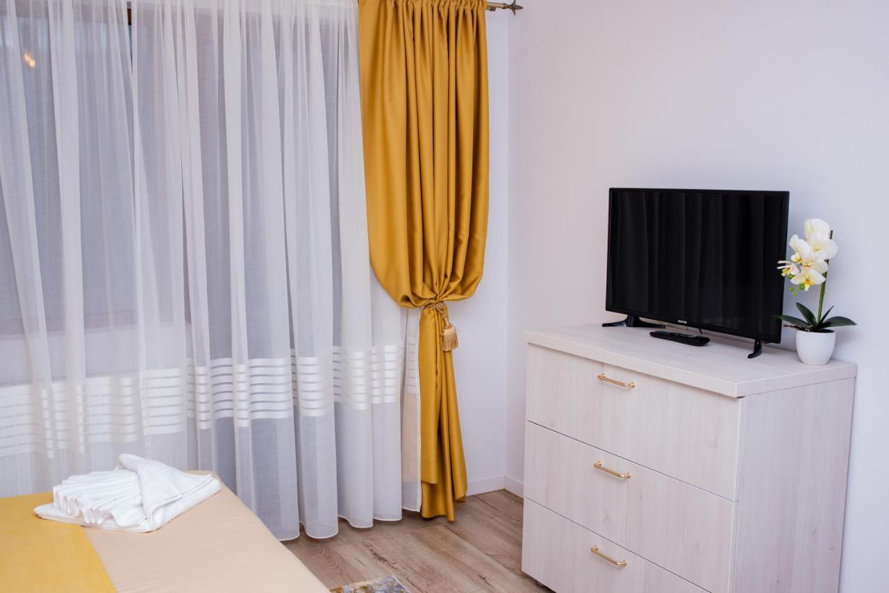 Casuta Doi Ponei Villa Buşteni Exterior foto