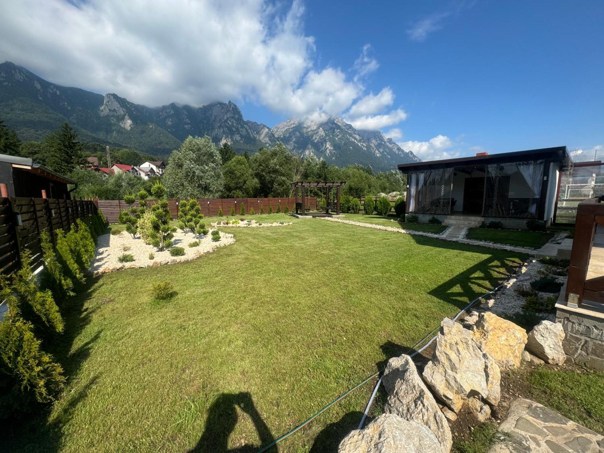 Casuta Doi Ponei Villa Buşteni Exterior foto